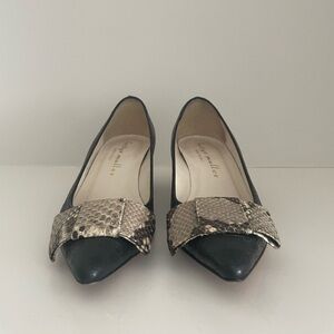 Bettye Muller Snake Texture Pumps Close Toe Block Heel Contrast Bow